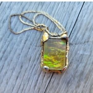 Vintage Rectangular Pendant Necklace,‎ Gold Tone Braided gold Chain